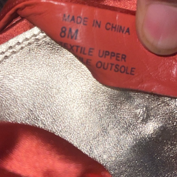 Baker’s Satin & Gold Heels Size 8M - Picture 7 of 7